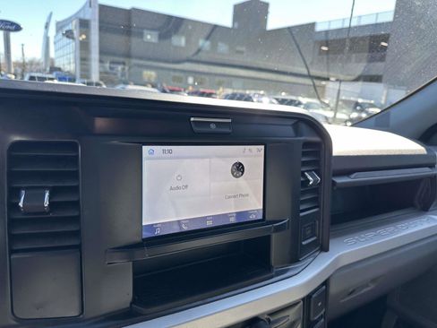 Used 2025 Ford F350 XLT image 24