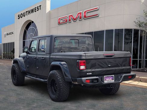 Used 2022 Jeep Gladiator Sport AWD/4WD image 4
