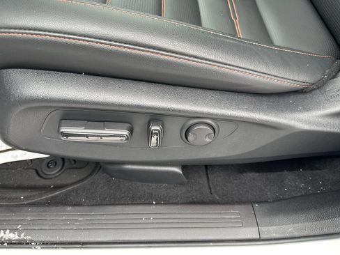 Used 2025 Honda CR-V Sport-L image 14