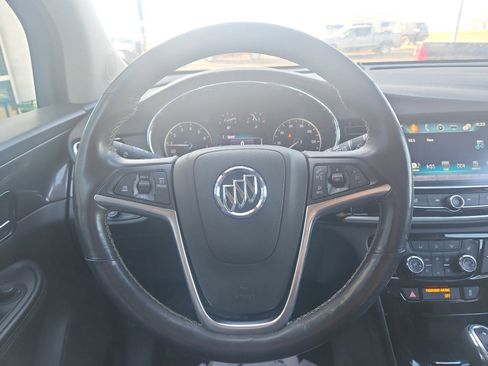 Used 2019 Buick Encore Essence image 13