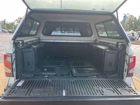 Used 2021 Nissan Titan Platinum Reserve w/ Moonroof Package AWD/4WD image 5
