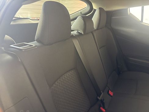 Used 2021 Toyota C-HR LE image 27