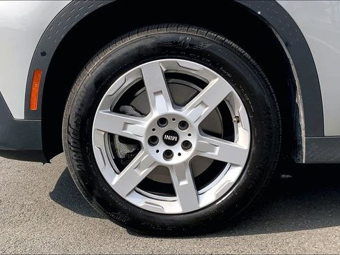 Certified 2025 MINI Cooper Countryman S w/ Comfort Package Max image 10