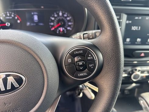 Used 2020 Kia Soul S image 17