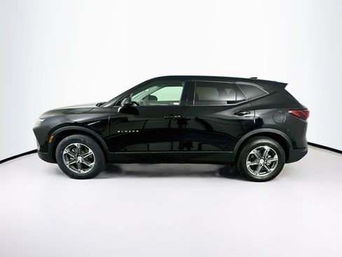 Used 2025 Chevrolet Blazer LT FWD image 4