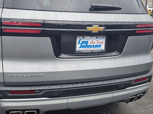 New 2025 Chevrolet Traverse LT image 24