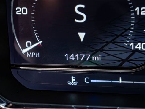 Used 2025 GMC Sierra 1500 Elevation w/ Preferred Package image 21