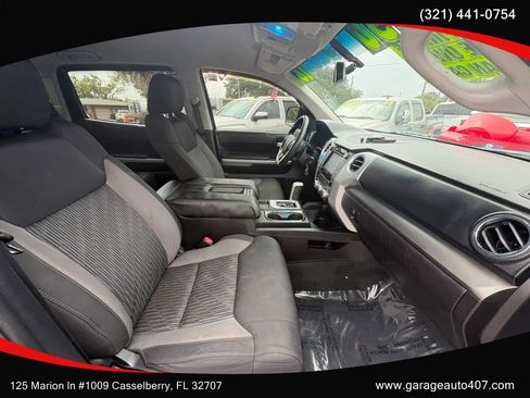 Used 2016 Toyota Tundra SR5 w/ SR5 Upgrade Package image 33