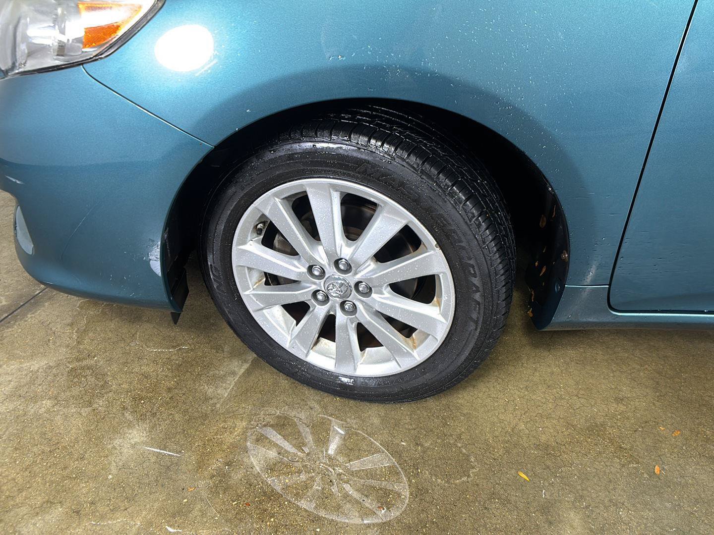 Used 2009 Toyota Corolla LE w/ All Weather Guard Pkg FWD image 5