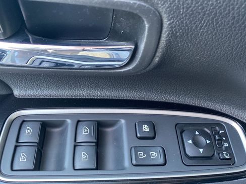 Used 2022 Mitsubishi Outlander SEL AWD/4WD image 26