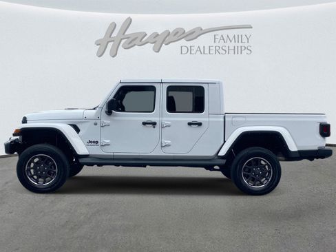 Used 2022 Jeep Gladiator Overland AWD/4WD image 8