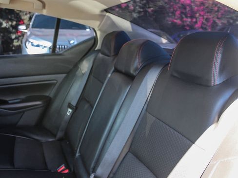 Used 2023 Nissan Altima 2.5 SR image 18