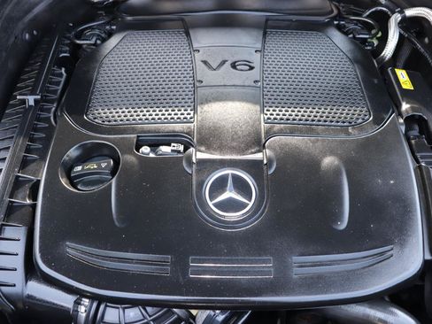 Used 2015 Mercedes-Benz GLK 350 4MATIC image 53