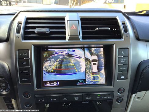 Used 2020 Lexus GX 460 Luxury w/ Accessory Package AWD/4WD image 16