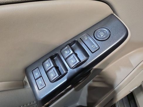 Used 2016 GMC Yukon SLE w/ HD Trailering Package AWD/4WD image 15