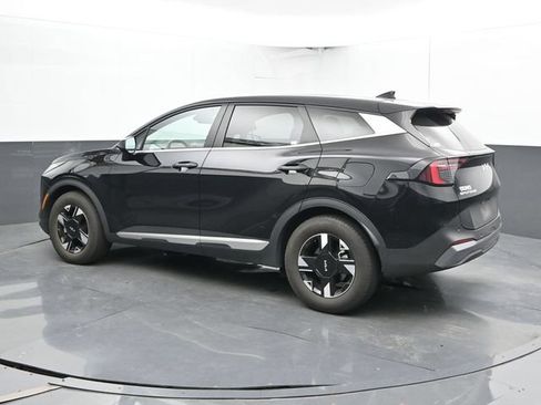 Used 2026 Kia Sportage LX FWD image 9