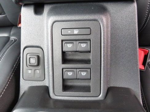 Used 2025 Ford Bronco Outer Banks image 19