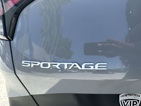 Used 2023 Kia Sportage X-Line w/ X-Line Premium Package AWD/4WD image 12