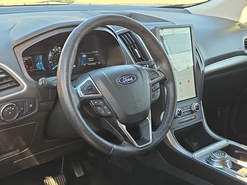 Used 2022 Ford Edge SEL image 13