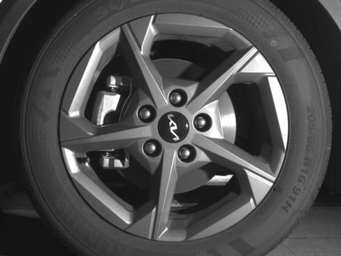 Used 2025 Kia K4 LXS image 11