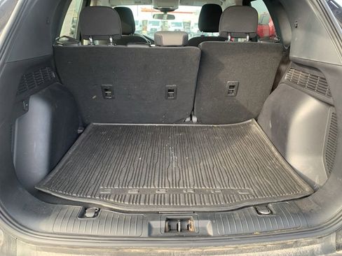 Used 2022 Ford Escape SE w/ Cold Weather Package image 14