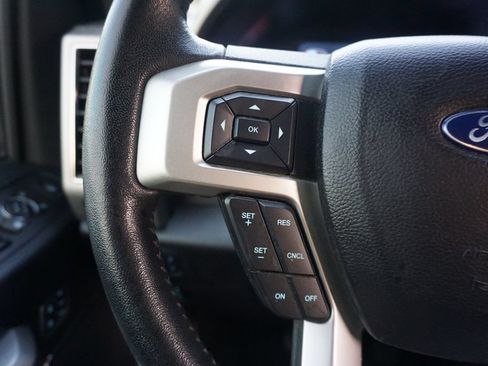 Used 2020 Ford F250 Lariat w/ Lariat Ultimate Package AWD/4WD image 8