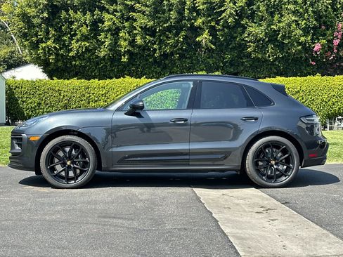 New 2026 Porsche Macan GTS AWD/4WD image 2