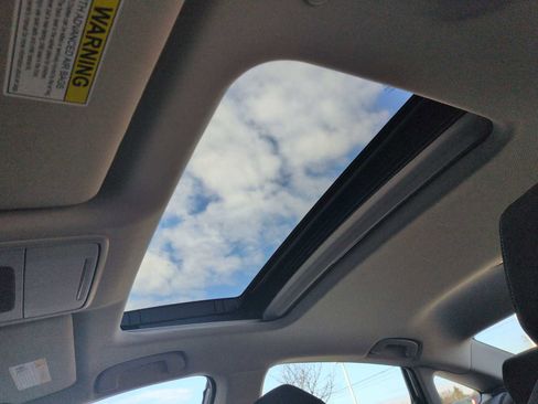 Used 2023 Honda Accord EX image 17