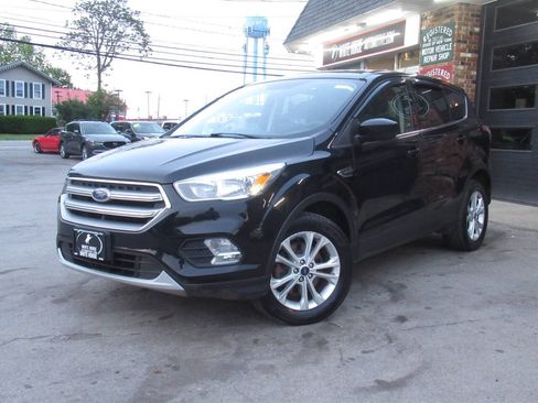 Used 2017 Ford Escape SE AWD/4WD image 23