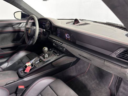 Certified 2022 Porsche 911 GT3 RWD image 26