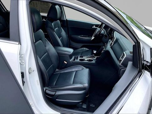 Used 2017 Kia Sportage EX w/ EX Premium Package FWD image 7