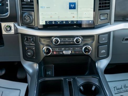 Used 2022 Ford F150 XLT w/ Equipment Group 302A High image 13