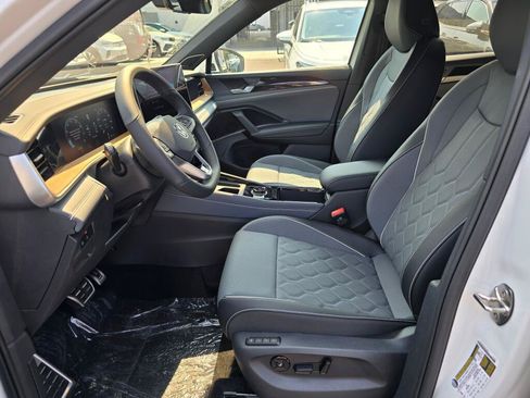 New 2026 Volkswagen Tiguan SEL R-Line AWD/4WD image 20