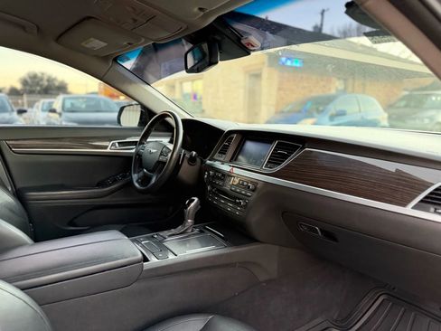 Used 2016 Hyundai Genesis 3.8 image 28
