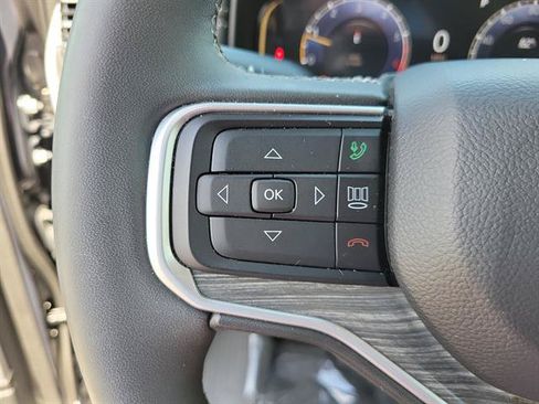 Used 2024 Jeep Wagoneer Series II w/ Flexible Seating Group AWD/4WD image 17