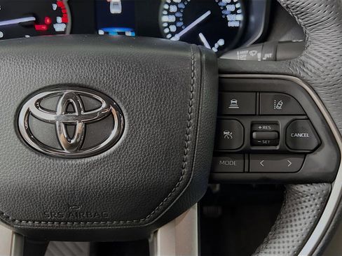Used 2025 Toyota Tundra SR5 image 19