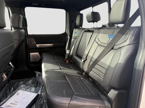 New 2025 Ford F250 Platinum w/ FX4 Off-Road Package AWD/4WD image 25