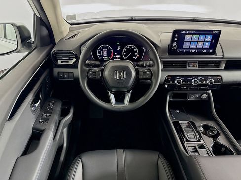Used 2025 Honda Pilot EX-L image 20