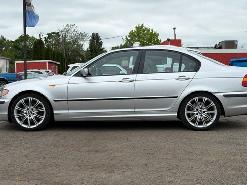 Used 2005 BMW 330i Sedan RWD image 7