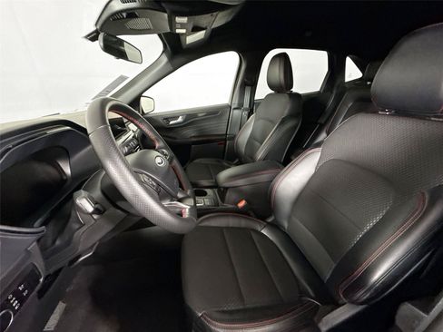 Used 2025 Ford Escape ST-Line FWD image 3