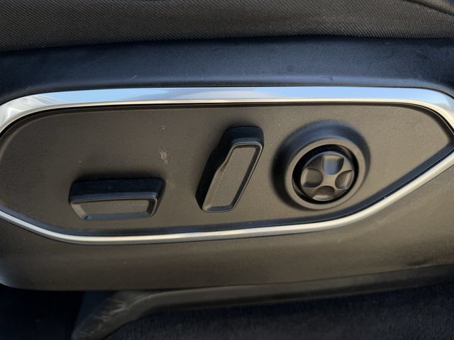 Used 2024 Jeep Wagoneer Series II AWD/4WD image 26