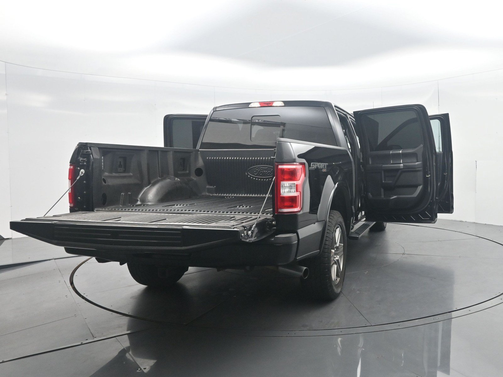 Used 2020 Ford F150 XLT w/ Equipment Group 302A Luxury AWD/4WD image 42