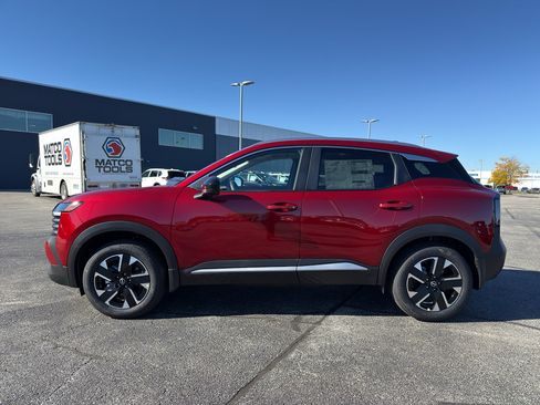 New 2026 Nissan Kicks SV w/ SV Premium Package image 6