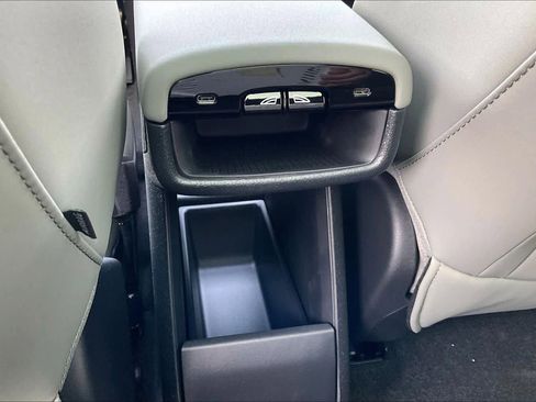 New 2026 Volvo EX30 Plus image 16