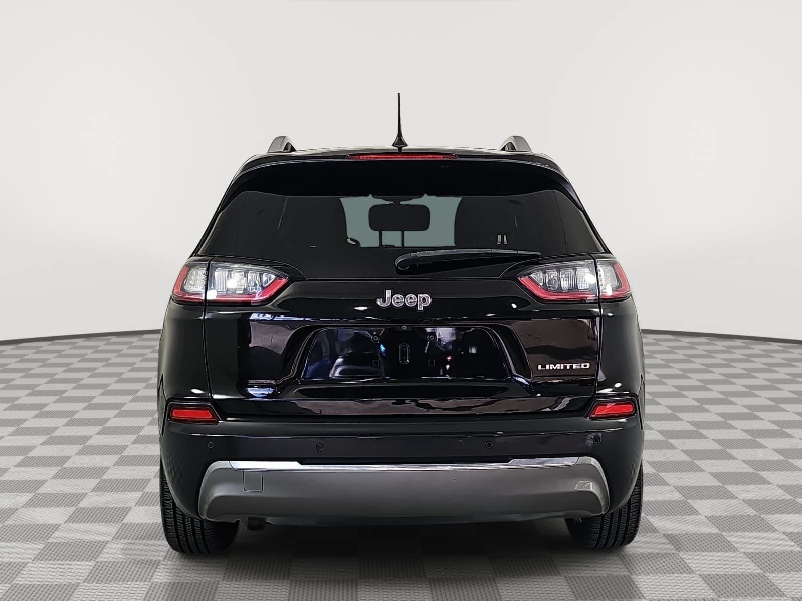 Used 2020 Jeep Cherokee Limited FWD image 7