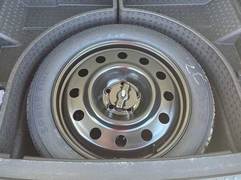 Used 2021 Lincoln Nautilus Reserve AWD/4WD image 10