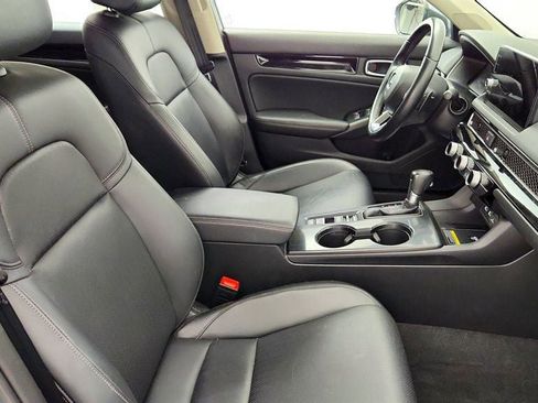 Used 2022 Honda Civic Touring image 24