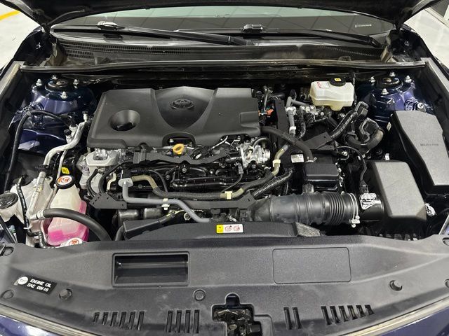 Used 2022 Toyota Camry XSE FWD image 37