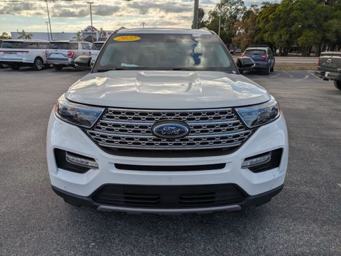 Certified 2022 Ford Explorer Limited w/ Limited Technology Package image 9