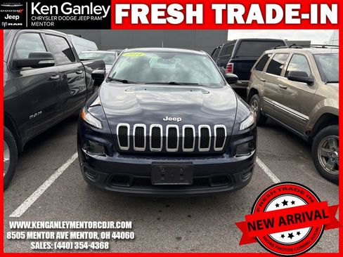 Used 2014 Jeep Cherokee Sport w/ Trailer Tow Group image 2